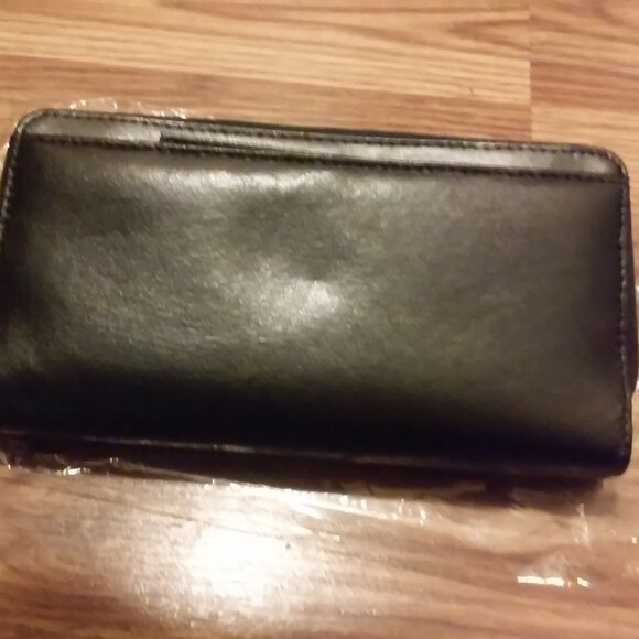 Buxton Wallet Black 6 Pockets Card Holder Checkbook Holder ID Tag 7" x 4" New - Picture 2 of 5